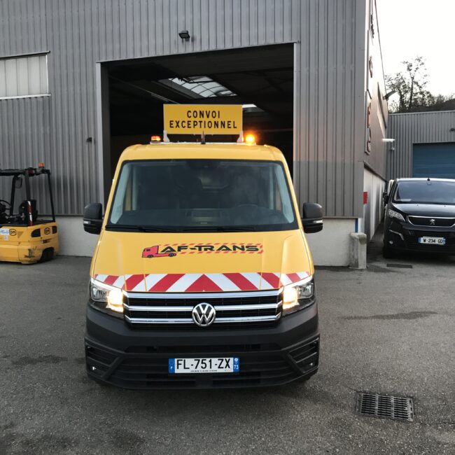 berlingo jaune convoi exceptionnel