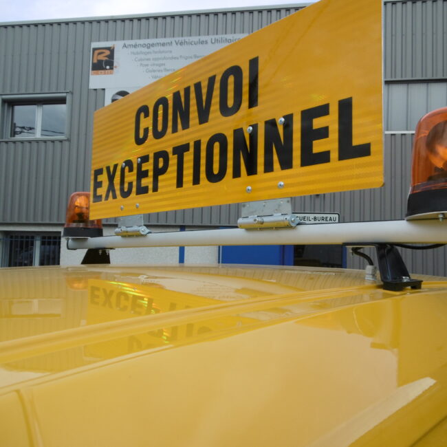 berlingo jaune convoi exceptionnel