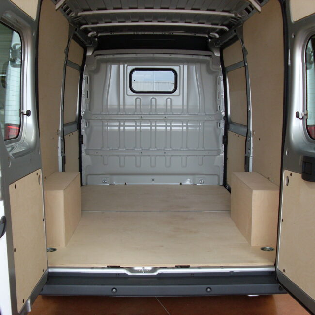 Intérieur camionnette